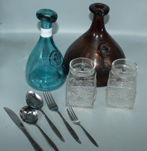 1960s coffee set, 2 decanters & cutlery